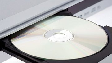 Apple Mac OS X: Macbook pro espelle CD/DVD senza leggerlo